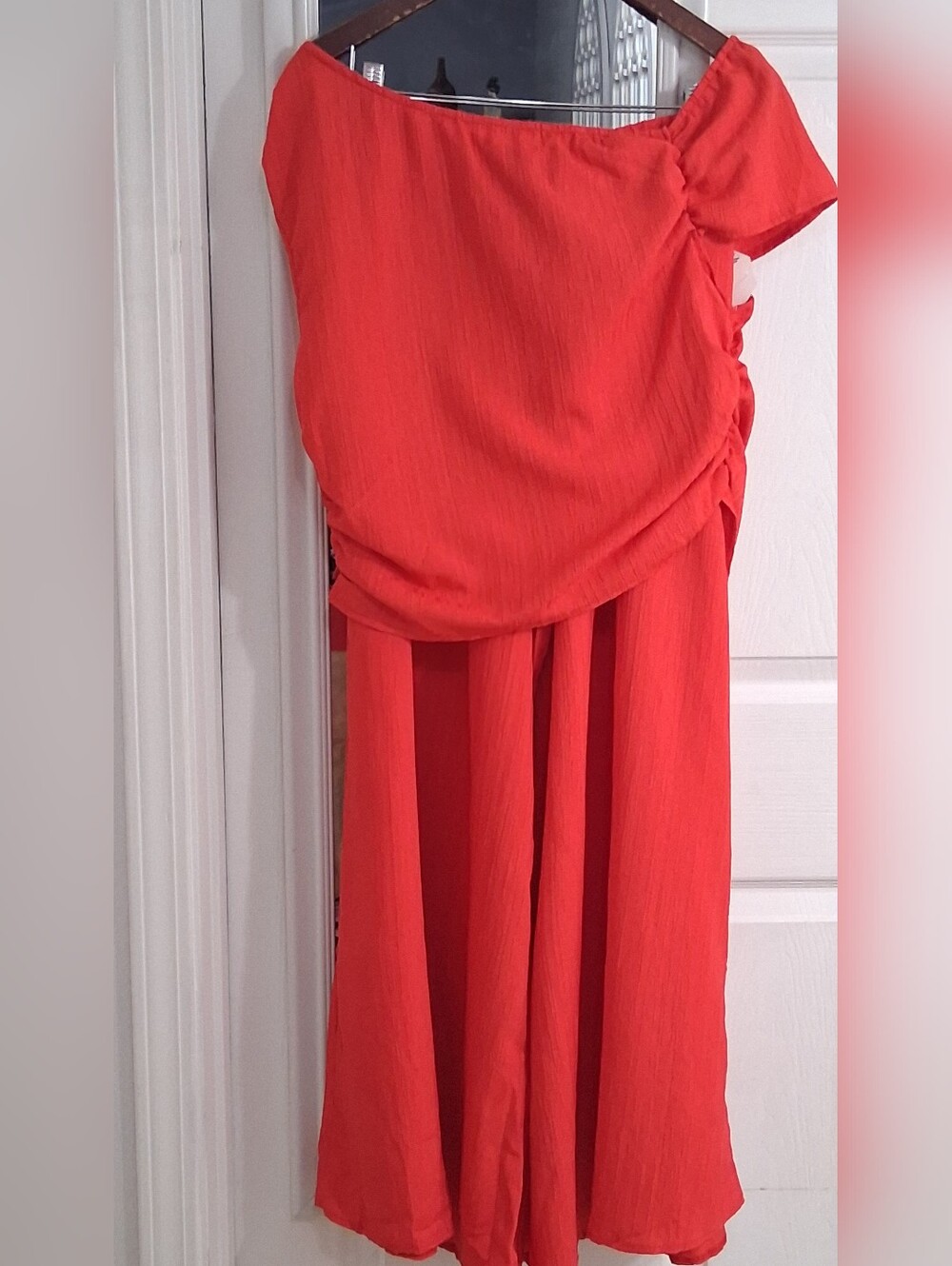NWT Vibrant Red 2 Piece Matching Set    Size XL